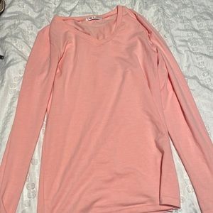 Light pink long sleeve H2H fitted tee